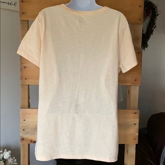 Old Navy Relaxed Fit Short Sleeve - Picture 2 of 3